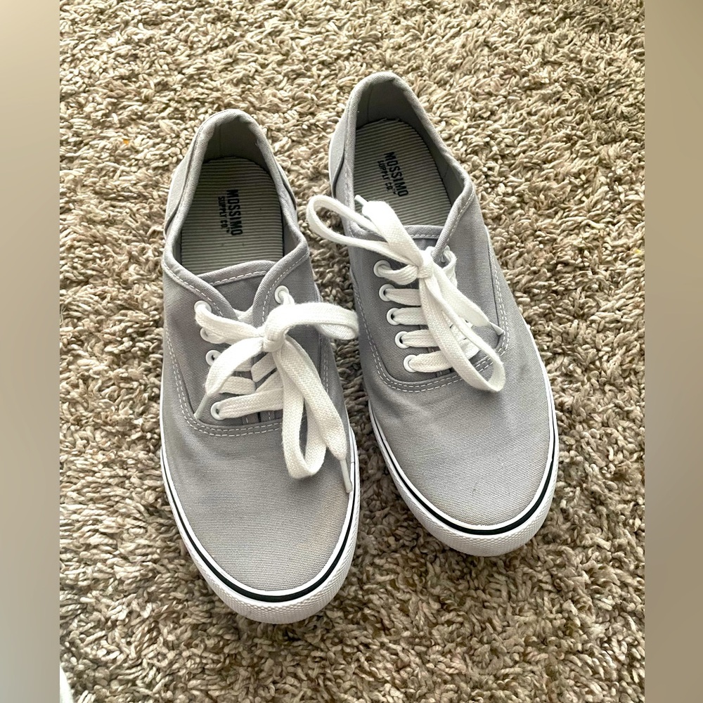 Mossimo sneakers